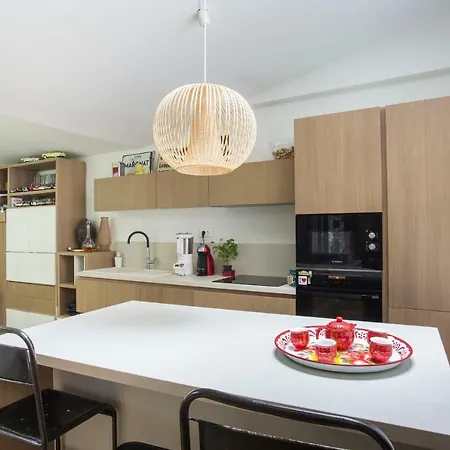 Rue D'enghien Townhouse By Onefinestay פריז